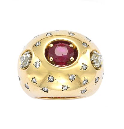 CHAUMET VINTAGE RUBY AND DIAMOND RING
