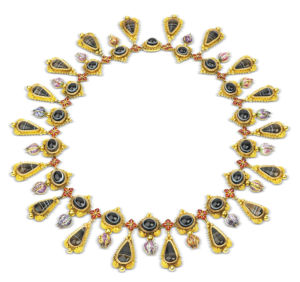 CHANEL RARE ICONIC 1990 RUNWAY BYZANTINE GRIPOIX BROOCH NECKLACE – The  Paris Mademoiselle