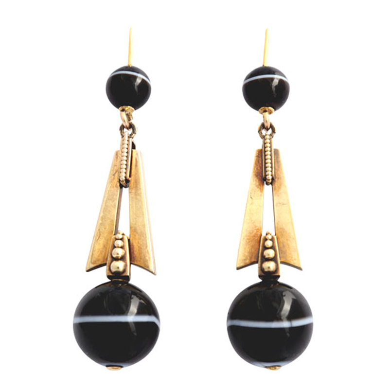 Victorian Banded Agate and Gold Earrings